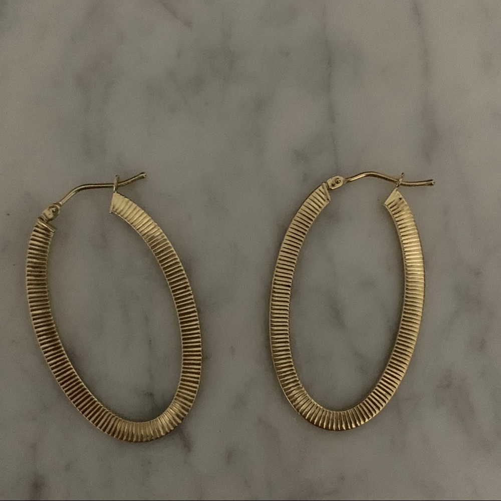 14KT Yellow Gold Elongated Hoop Earrings